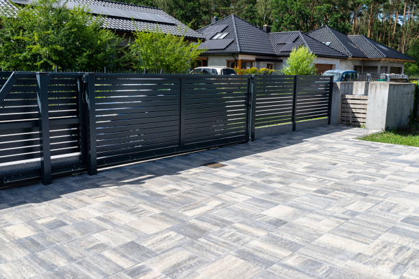 Best Driveway Paving Contractor  in Silver Springs Shores, FL